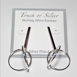 🆕 Touch of Silver Earrings